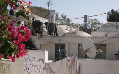 Armenians and Israeli settlers clash over land parcel in Old City Jerusalem